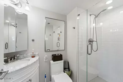 207 W Clarendon Avenue #4B, Phoenix, AZ 85013 - Photo 13