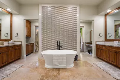 8549 E Los Gatos Drive, Scottsdale, AZ 85255 - Photo 19