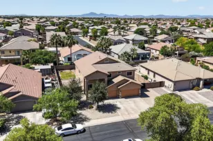 43251 W Cydnee Dr, Maricopa, AZ 85138 - Photo 5
