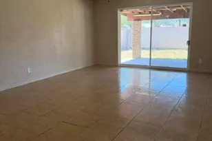 4949 W Verde Ln, Phoenix, AZ 85031 - Photo 7