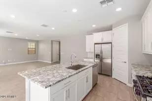 2467 E Athena Ave, Gilbert, AZ 85297 - Photo 7