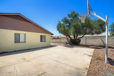 1946 W Kerry Lane, Phoenix, AZ 85027 - Photo 27