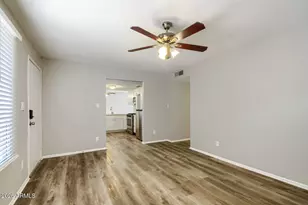 1946 W Kerry Ln, Phoenix, AZ 85027 - Photo 7