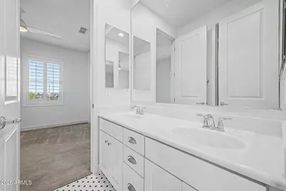 1002 E Parkview Drive, Gilbert, AZ 85295 - Photo 47
