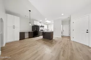 3221 N 37th St, Phoenix, AZ 85018 - Photo 13