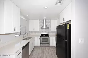 1008 E Oraibi Dr, Phoenix, AZ 85024 - Photo 5