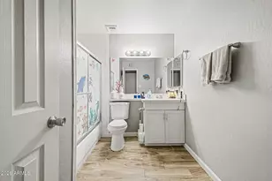 4432 W Mercer Ln, Glendale, AZ 85304 - Photo 19