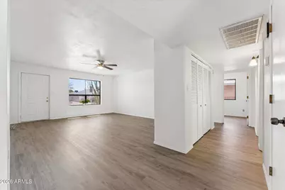 11009 N 114th Drive, Youngtown, AZ 85363 - Photo 5