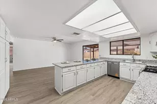 11009 N 114th Dr, Youngtown, AZ 85363 - Photo 15