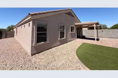 17520 W Watson Lane, Surprise, AZ 85388 - Photo 15
