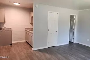 2645 W Morten Ave, Phoenix, AZ 85051 - Photo 1