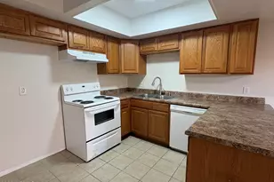 522 N 4th St, Avondale, AZ 85323 - Photo 3