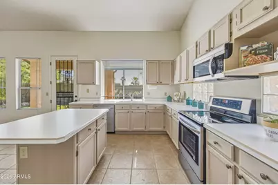 16207 S 24th Place, Phoenix, AZ 85048 - Photo 13