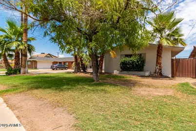 132 E Pebble Beach Drive, Tempe, AZ 85282 - Photo 3