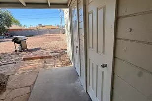 725 E 1st St, Mesa, AZ 85203 - Photo 21
