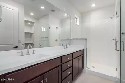 2121 W Sonoran Desert Drive #Apt 5, Phoenix, AZ 85085 - Photo 7