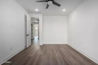2121 W Sonoran Desert Drive #Apt 5, Phoenix, AZ 85085 - Photo 13