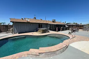 11033 W Alabama Ave, Sun City, AZ 85351 - Photo 5