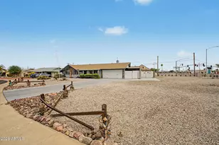 11033 W Alabama Ave, Sun City, AZ 85351 - Photo 3