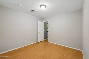 37 W Edgemont Ave, Phoenix, AZ 85003 - Photo 19