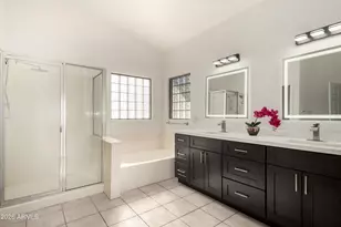 1625 E Montoya Ln, Phoenix, AZ 85024 - Photo 21