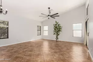 1625 E Montoya Ln, Phoenix, AZ 85024 - Photo 9