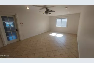 2448 W Freeway Lane, Phoenix, AZ 85021 - Photo 7