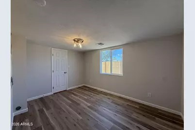 209 E Jones Avenue, Phoenix, AZ 85040 - Photo 19