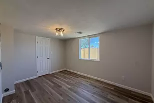 209 E Jones Ave, Phoenix, AZ 85040 - Photo 19