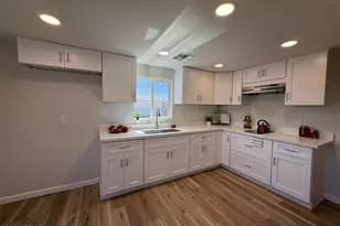 209 E Jones Ave, Phoenix, AZ 85040 - Photo 17