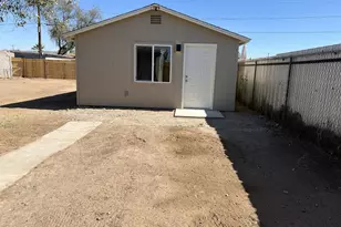 209 E Jones Ave, Phoenix, AZ 85040 - Photo 15