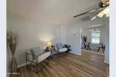 209 E Jones Avenue, Phoenix, AZ 85040 - Photo 3