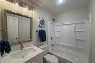 209 E Jones Ave, Phoenix, AZ 85040 - Photo 11