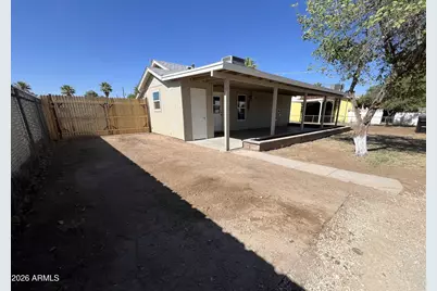 209 E Jones Avenue, Phoenix, AZ 85040 - Photo 13
