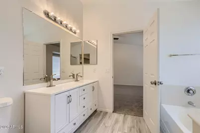 16033 W Diamond Street, Goodyear, AZ 85338 - Photo 17