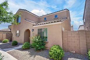 8224 W Albeniz Pl, Phoenix, AZ 85043 - Photo 1
