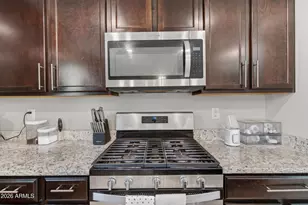 8224 W Albeniz Pl, Phoenix, AZ 85043 - Photo 13
