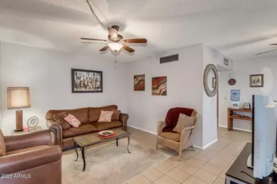 5001 S La Rosa Drive #B, Tempe, AZ 85282 - Photo 9