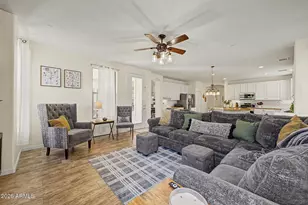 14234 W Jenan Dr, Surprise, AZ 85379 - Photo 11