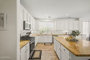 14234 W Jenan Dr, Surprise, AZ 85379 - Photo 13
