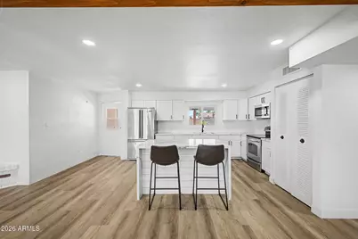 7149 W Wilshire Drive, Phoenix, AZ 85035 - Photo 11