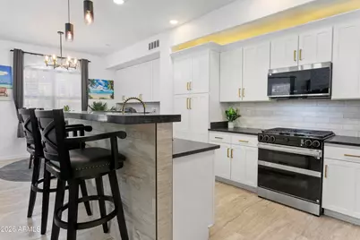 7601 E Indian Bend Road #1017, Scottsdale, AZ 85250 - Photo 5