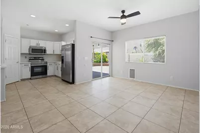 7308 S 13th Way, Phoenix, AZ 85042 - Photo 15