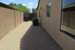 11410 W Roanoke Dr, Avondale, AZ 85392 - Photo 15