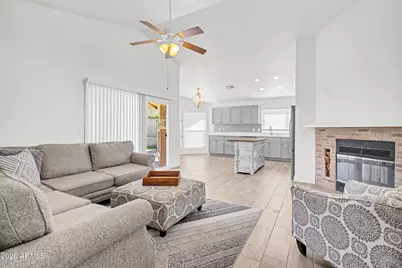 3945 E Salinas Street, Phoenix, AZ 85044 - Photo 7