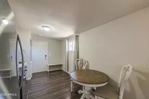 2225 E Lynne Ln, Phoenix, AZ 85042 - Photo 13