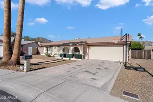 10610 S 42nd Pl, Phoenix, AZ 85044 - Photo 21