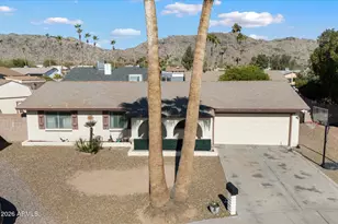 10610 S 42nd Pl, Phoenix, AZ 85044 - Photo 23