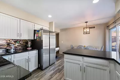 10610 S 42nd Place, Phoenix, AZ 85044 - Photo 9