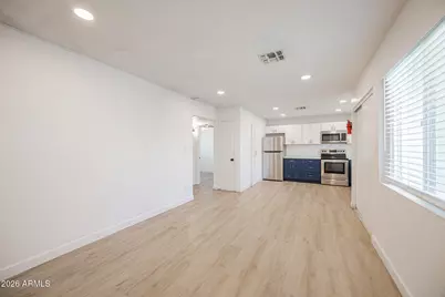 719 N 12th Avenue #4, Phoenix, AZ 85007 - Photo 5